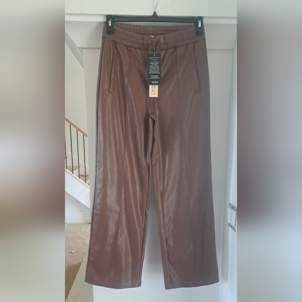 Badgley Mischka Vegan Leather Pant Size Small Caramel